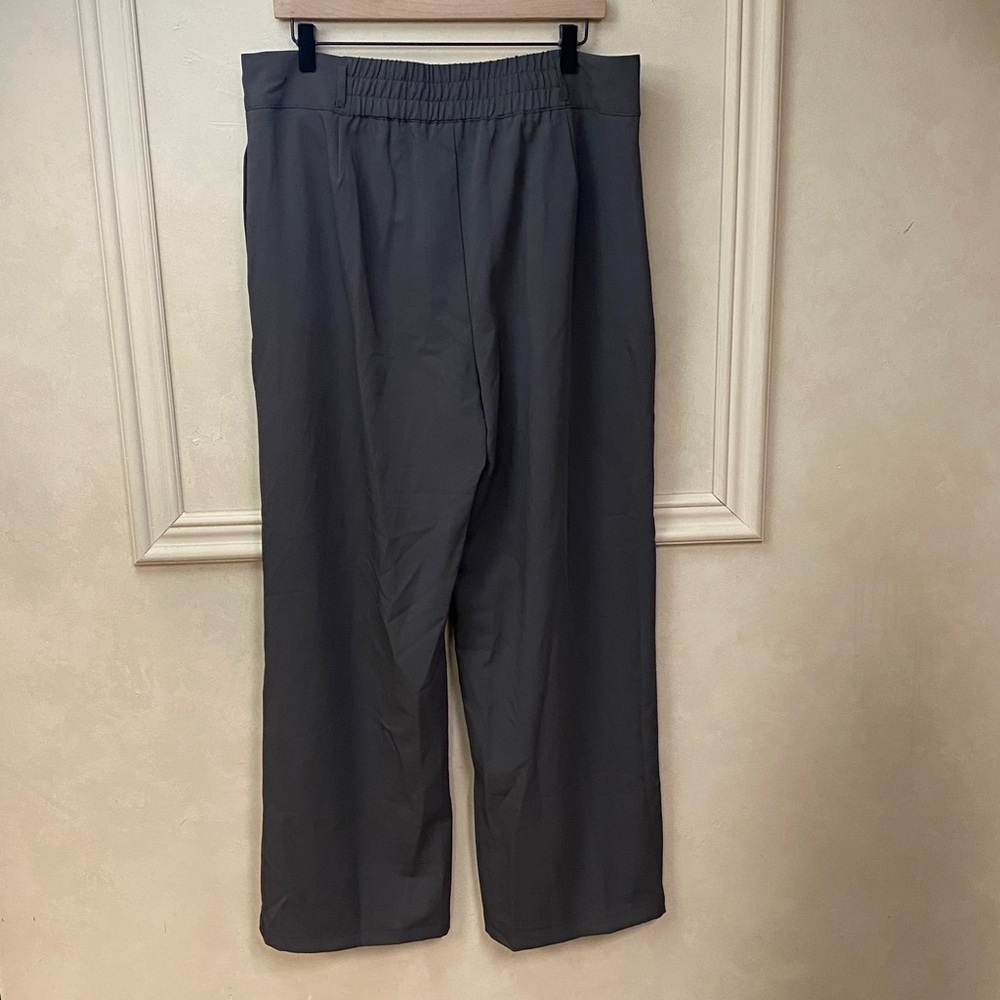 Halara Flex High Waisted Zipper Pocket Shirred Straight Leg Work Pants - Picture 7 of 11